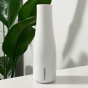 Lululemon White Water Bottle 19oz